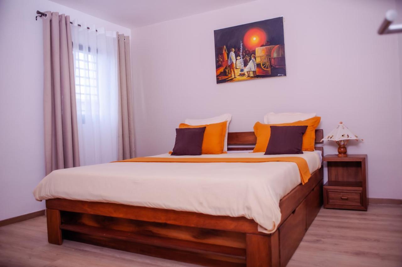Ampifitia Guest House Антананариву Екстериор снимка
