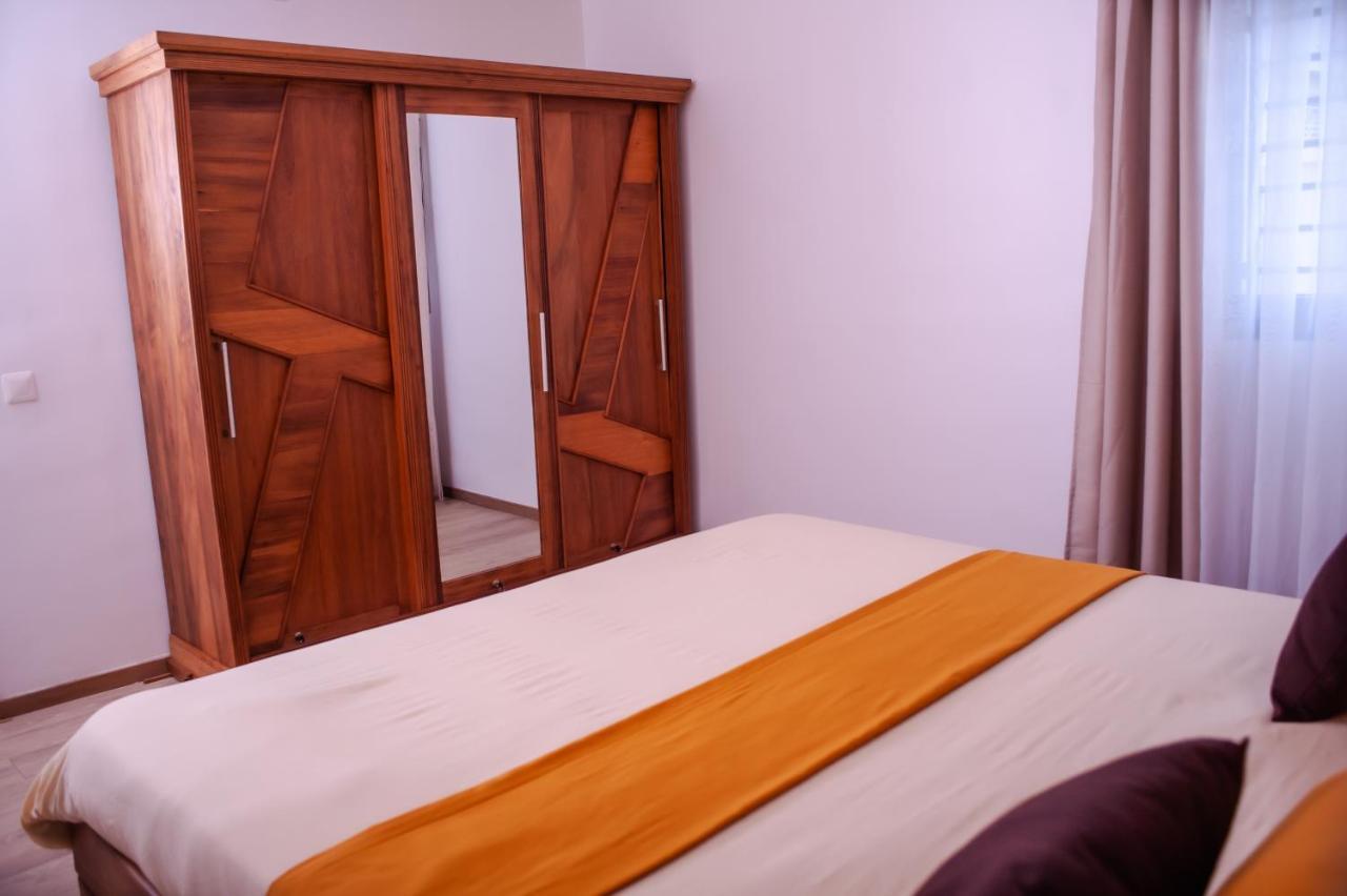 Ampifitia Guest House Антананариву Екстериор снимка