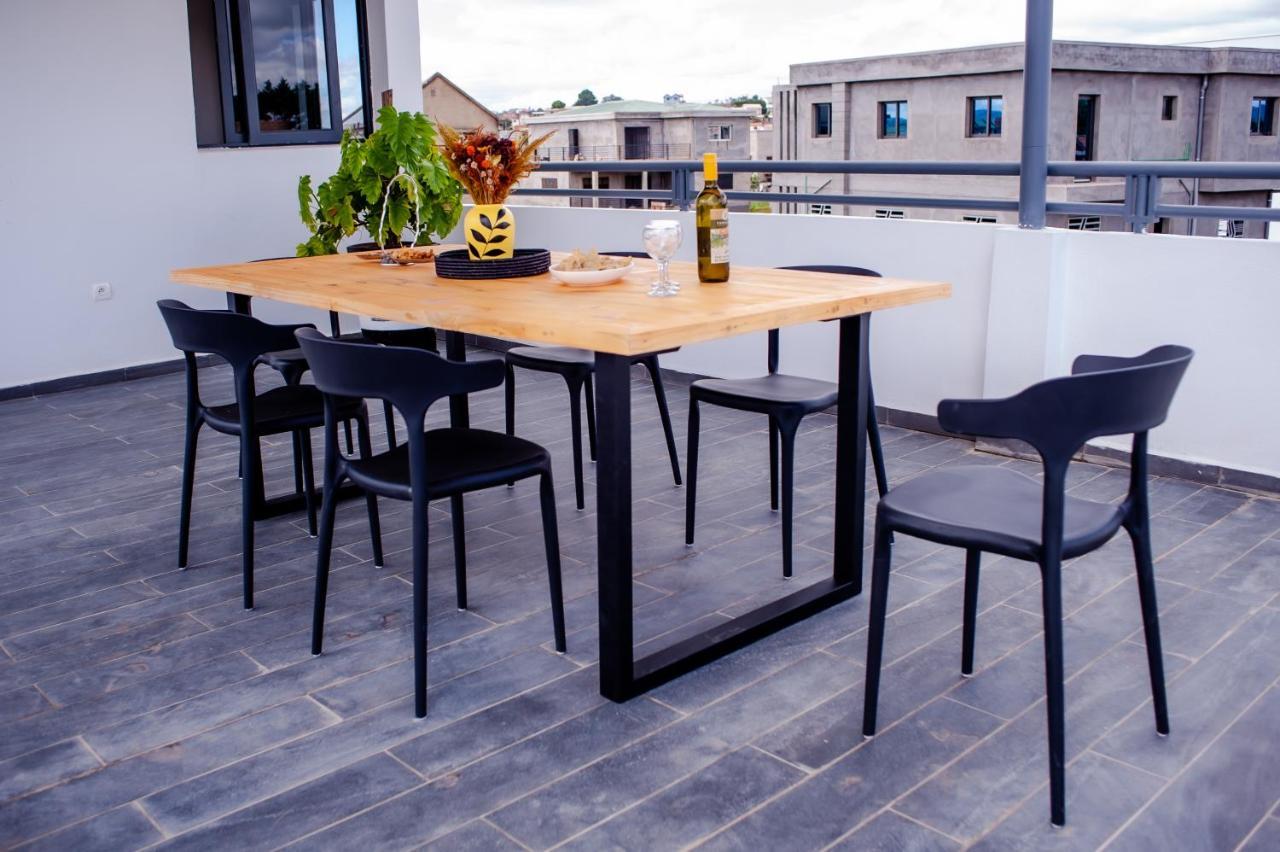 Ampifitia Guest House Антананариву Екстериор снимка