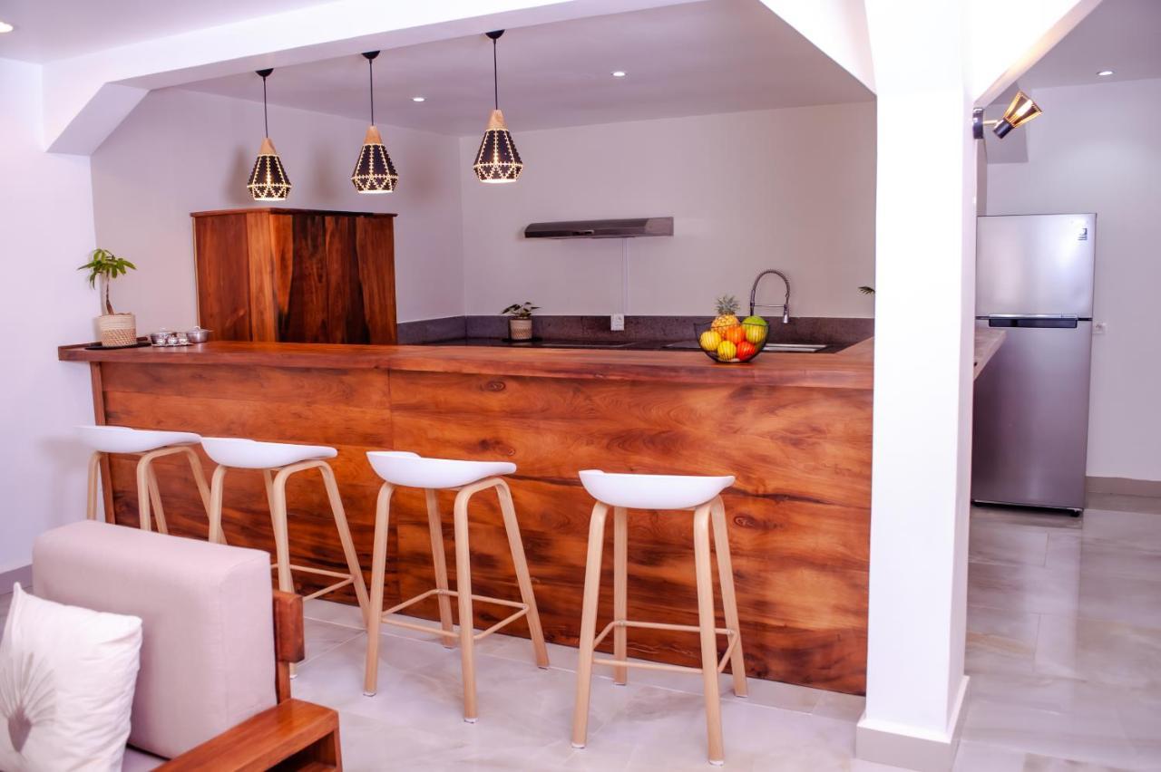 Ampifitia Guest House Антананариву Екстериор снимка