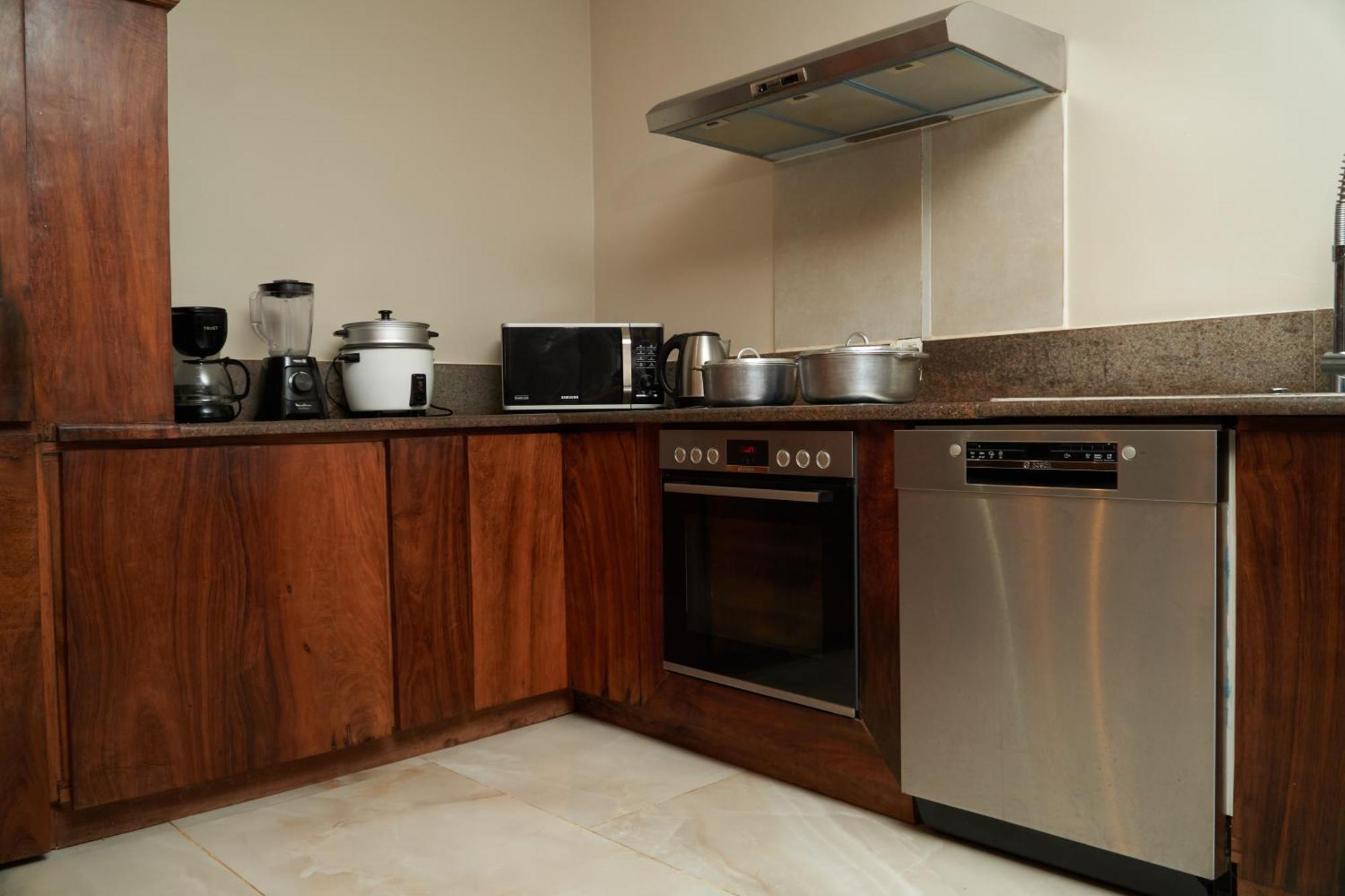 Ampifitia Guest House Антананариву Екстериор снимка